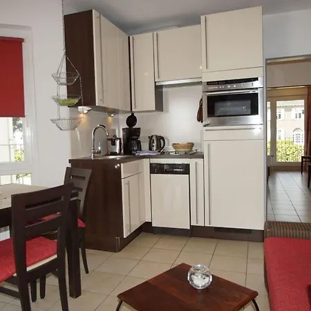 On The Promenade Любек