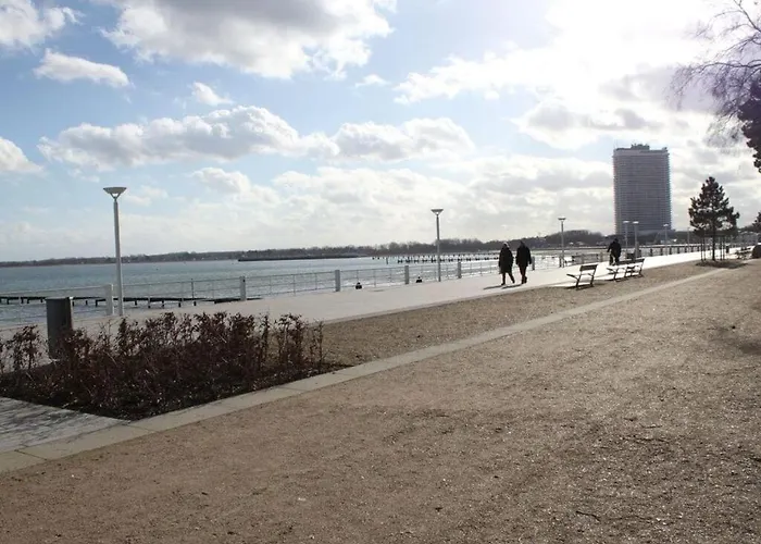 On The Promenade Любек